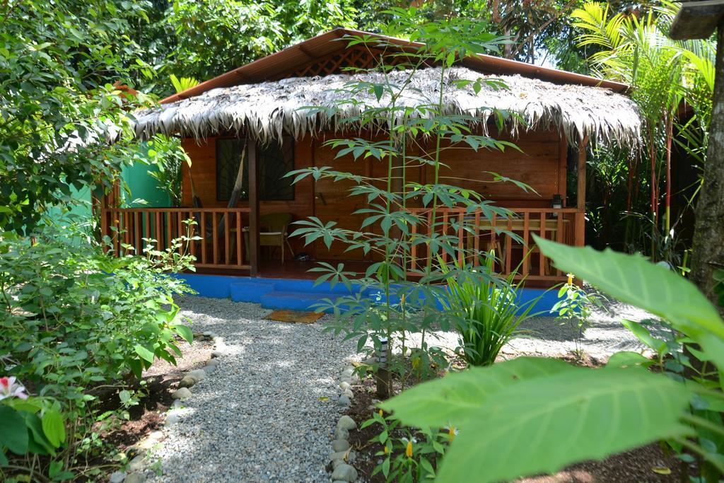 Casitas Las Flores Puerto Viejo de Talamanca Exterior photo